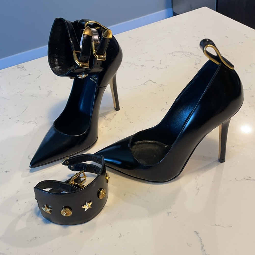 Versace Stiletto Heels With Ankle Straps Size IT 36